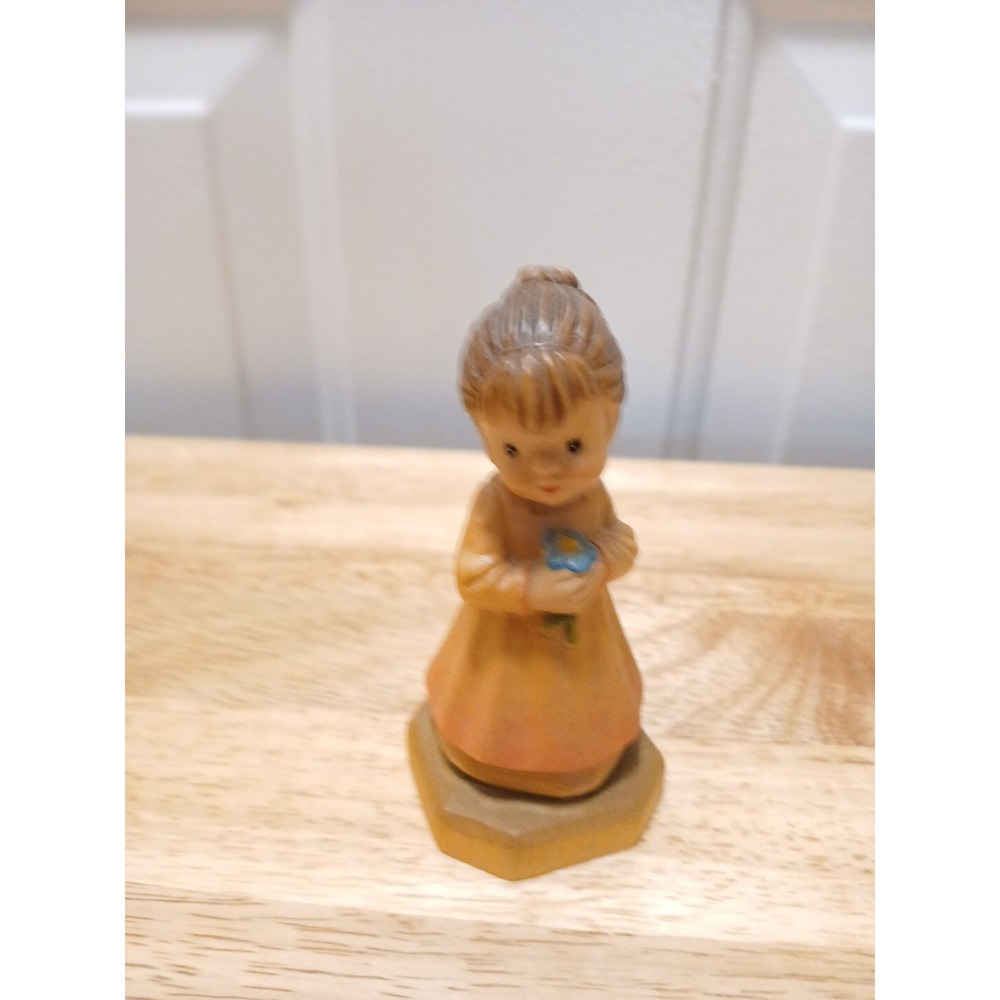 ANRI Italy Club Sculpted Wood Sarah Kay Girl 4"  1993-1994 Just For You Figurine